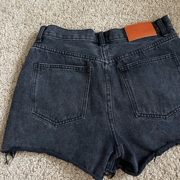 Princess Polly Shorts - Picture 6 of 7